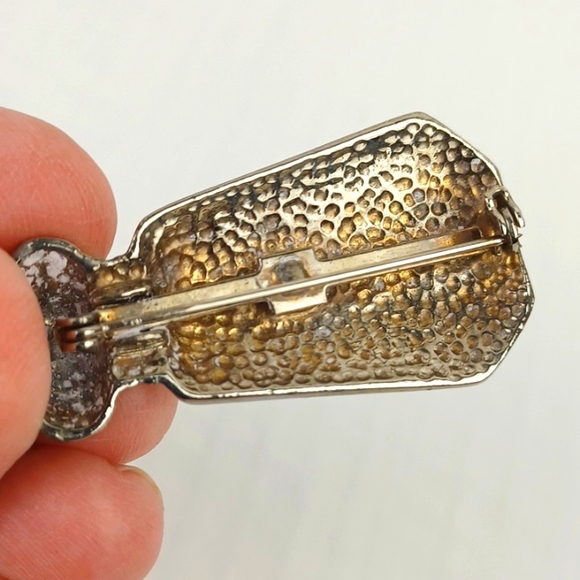 Vintage Style Sparkly Saffron Enameled Salt Shaker Brooch - Picture 4 of 7